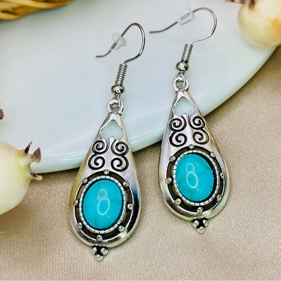 Urban Outfitters Boho Antique Silver Turquoise Hollow Engraving Drop Earrings - Picture 2 of 8